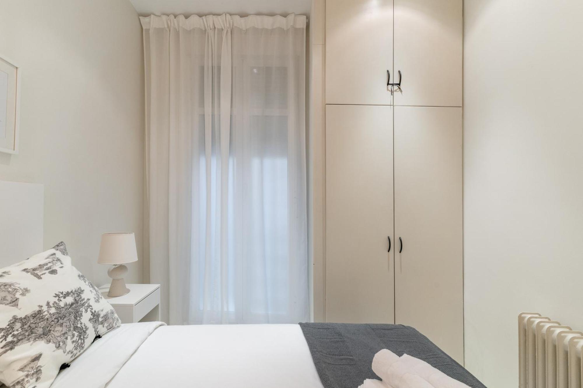 Spacious Modern-3Bedrooms 2Bathrooms-Plaza Mayor Мадрид Екстериор снимка
