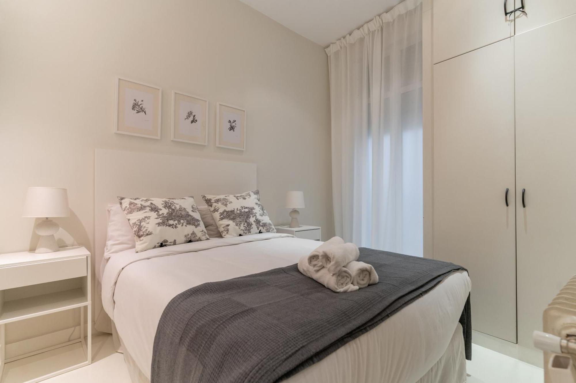 Spacious Modern-3Bedrooms 2Bathrooms-Plaza Mayor Мадрид Екстериор снимка