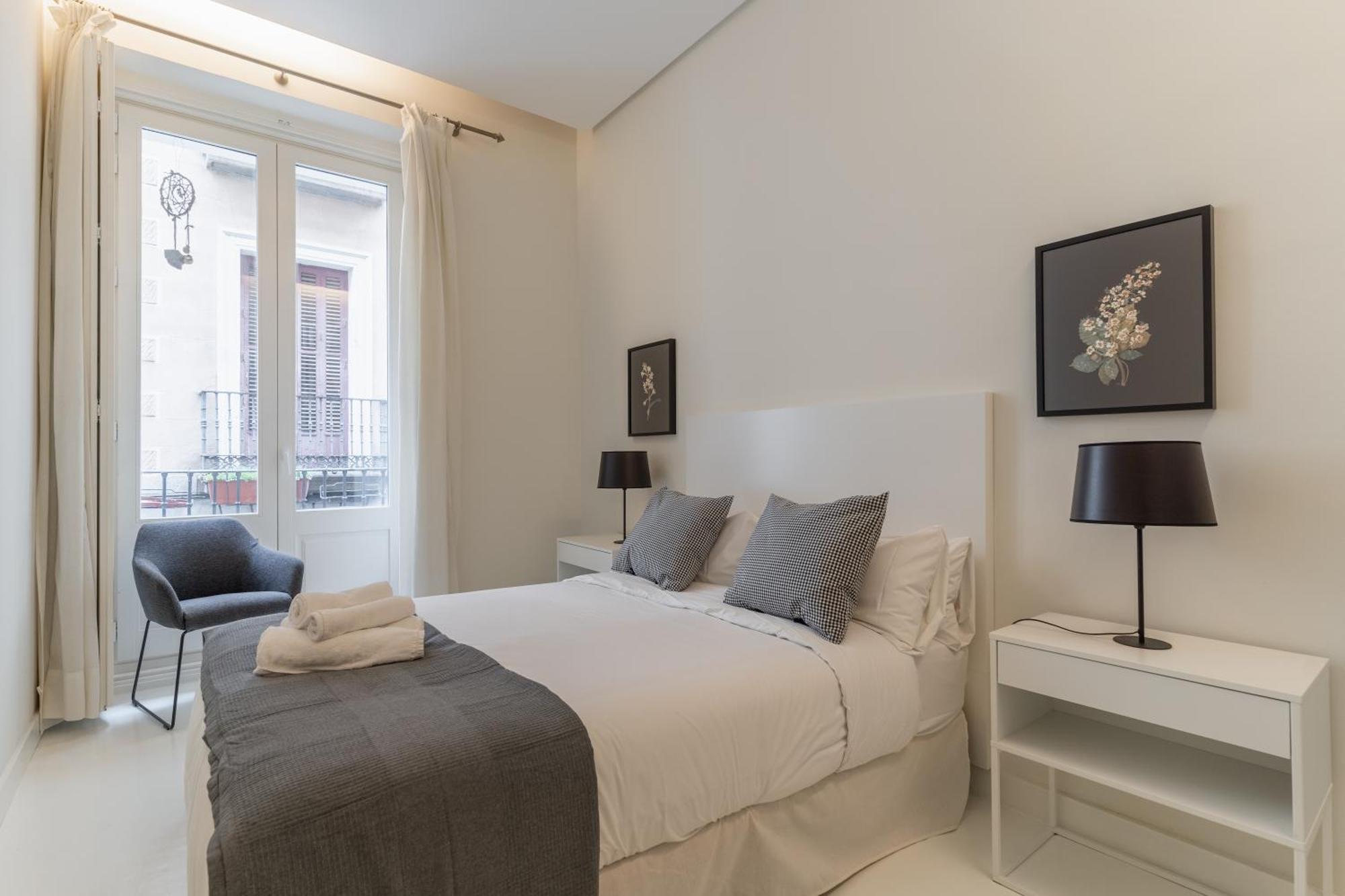 Spacious Modern-3Bedrooms 2Bathrooms-Plaza Mayor Мадрид Екстериор снимка