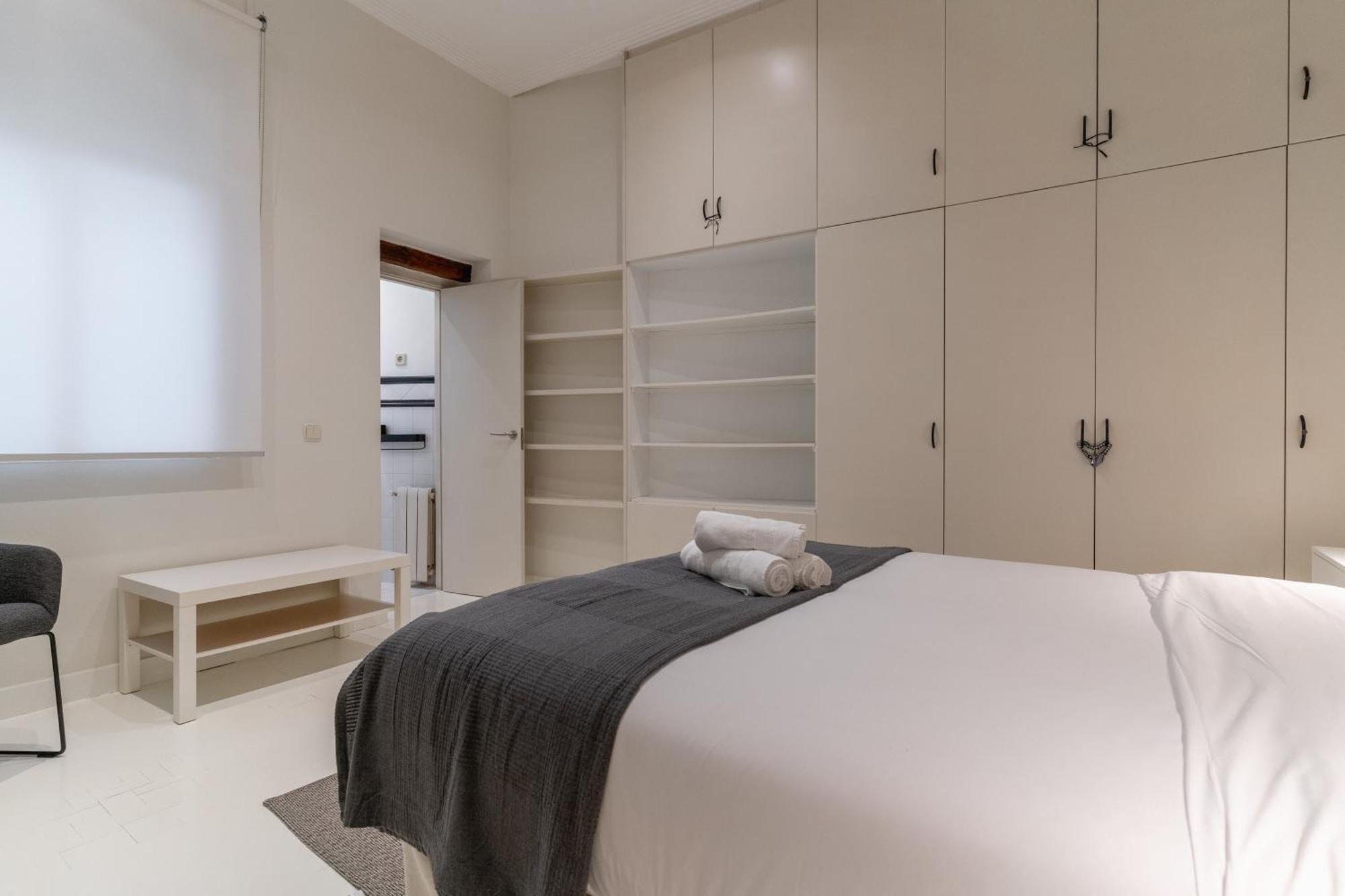 Spacious Modern-3Bedrooms 2Bathrooms-Plaza Mayor Мадрид Екстериор снимка